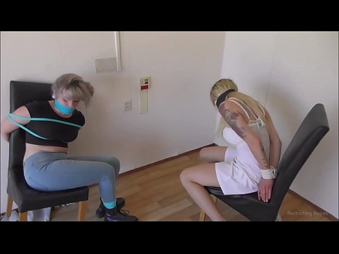 ❤️ Süchtig / gefesselt und geknebelt / Jungfrau in Nöten ️ Sex video bei de.sexindrag.ru